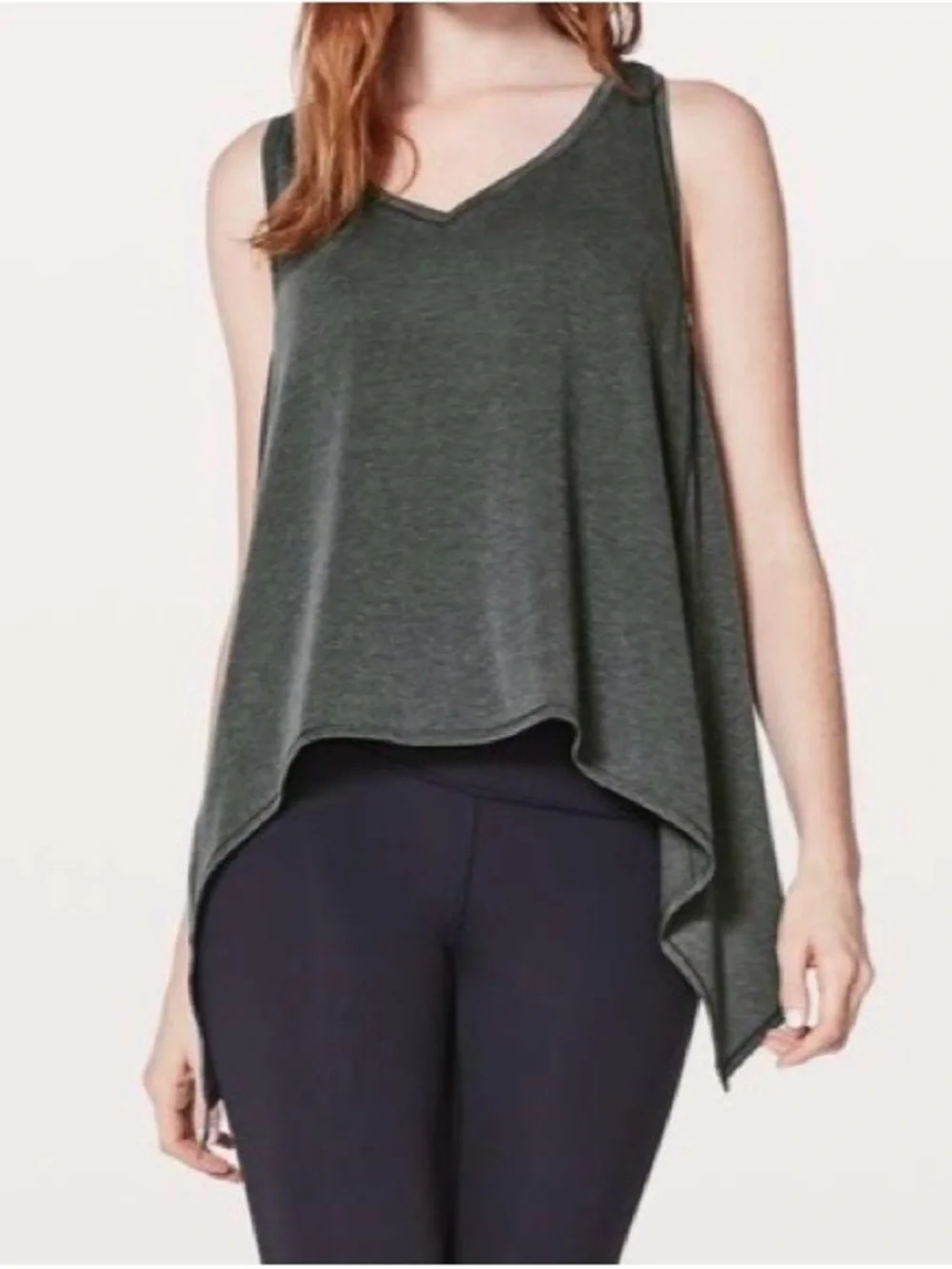 Lululemon Watch Me Flip Tank Heathered Black Gray Sz 8 Style #W1ASFS Layering